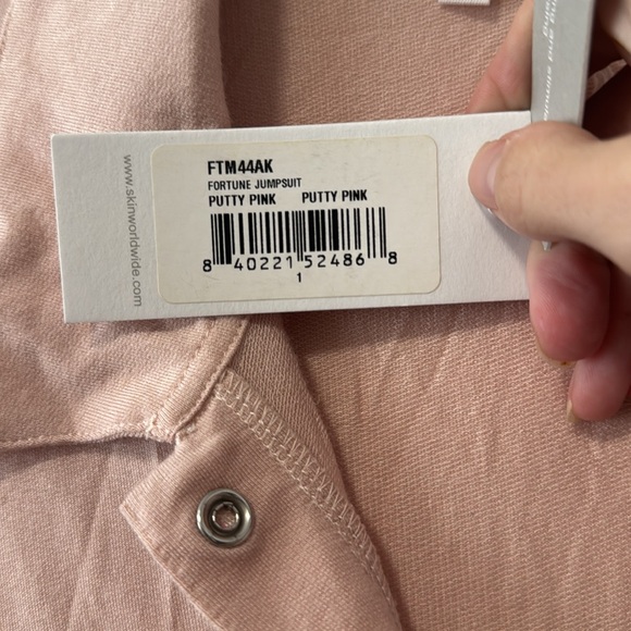 Skin Worldwide Fortune Jumpsuit In Putty Pink NWT Size 1 - Picture 5 of 11